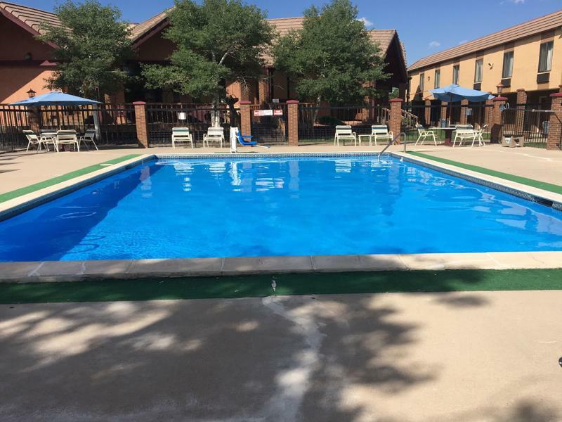 Americas Best Value Inn & Suites Fort Collins Exterior foto